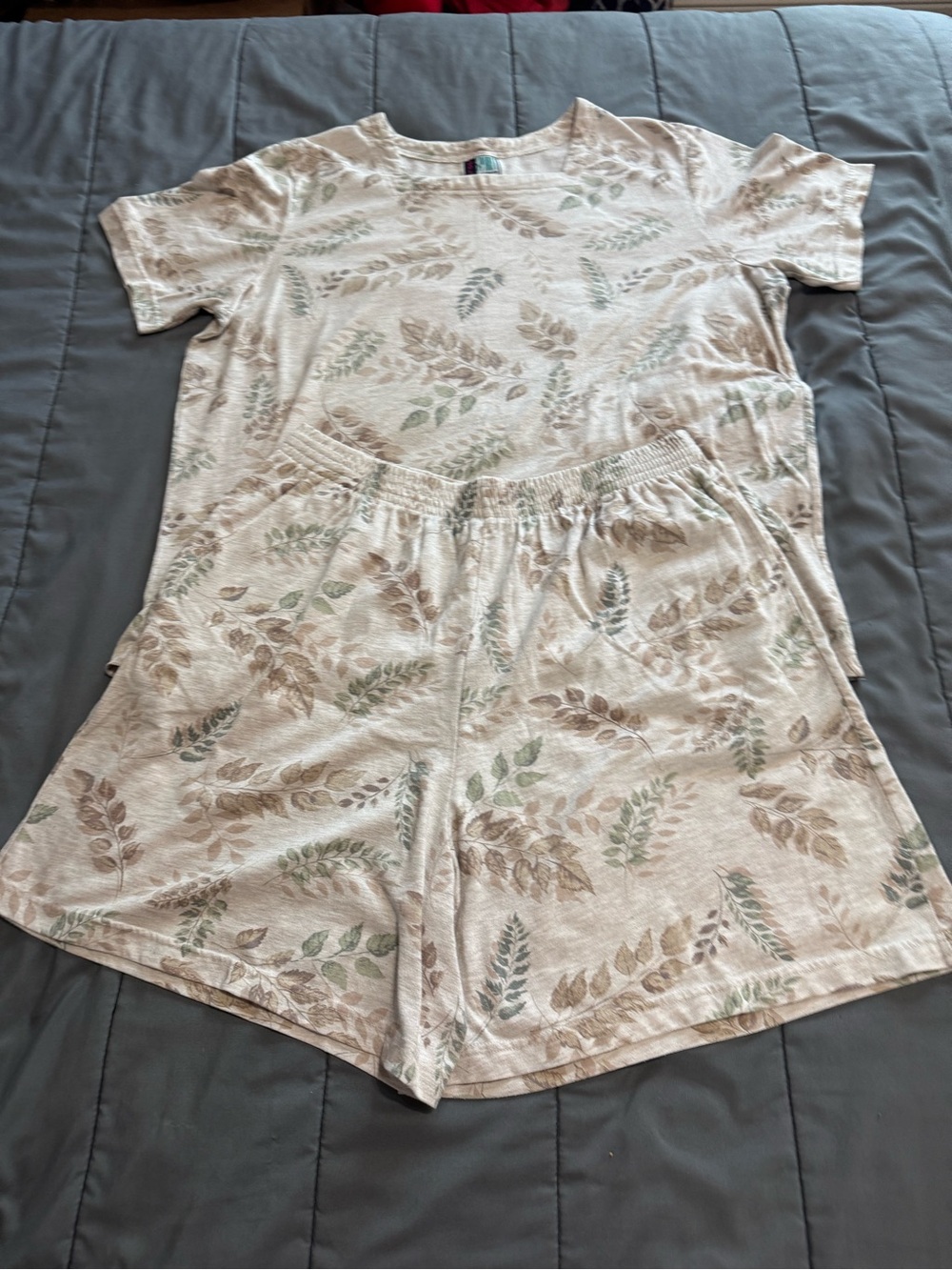 Vintage Bold Spirit Woman Botanical Fern Print Two-Piece Loungewear Set